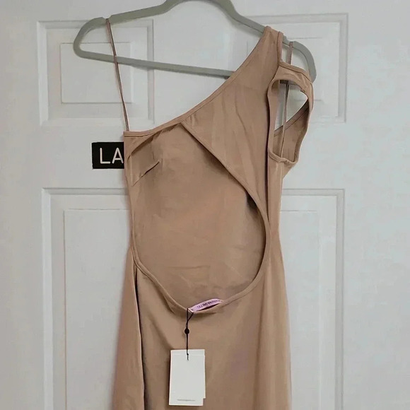 Hansen & Gretel SUVARI DRESS SAND - Picture 10 of 13